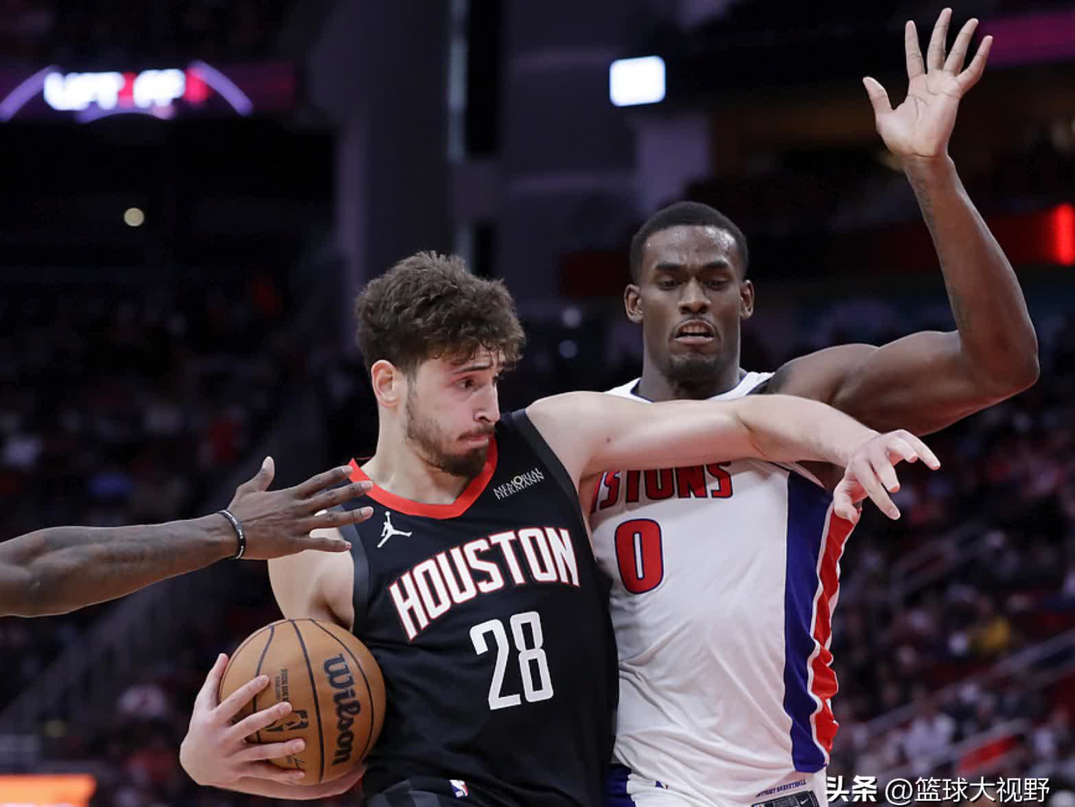 国际比赛日CBA常规赛焦点战，休斯敦火箭主帅复盘，底气十足，年轻球员得到机会的简单介绍