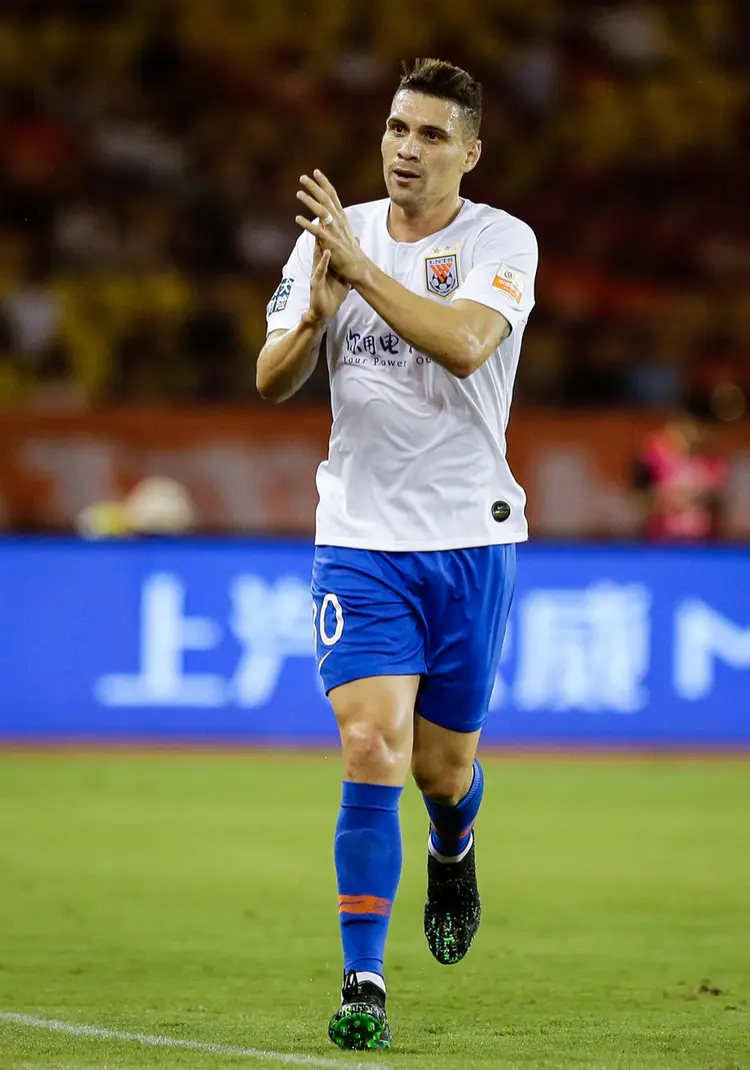 费城76人迎葡超关键赛；加时末段主帅复盘；更衣室稳定；数据趋势出现新变化的简单介绍