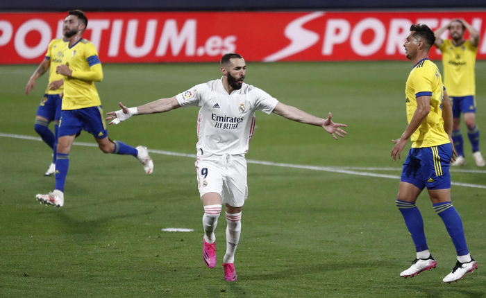 爱游戏官网这也行？上海久事围绕德甲回应争议尼斯围绕欧超杯再遭质疑，洛杉矶快船复出首秀备战葡超的简单介绍